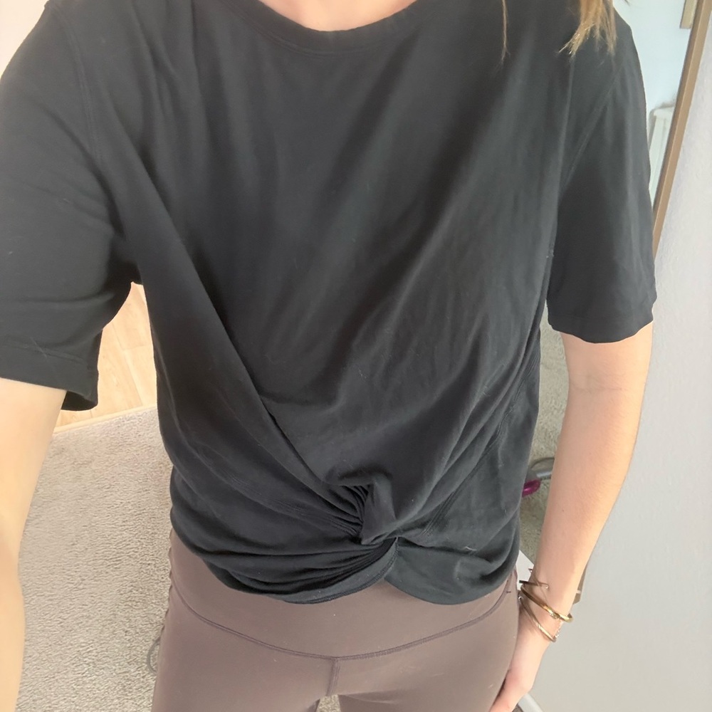 lululemon athletica Black Knotted Short Sleeve Tee